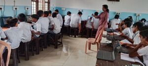 22075 hitech computerlab.jpg