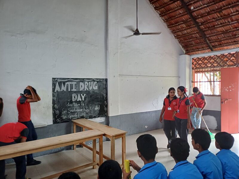 പ്രമാണം:26012 antidrugday 3.resized.jpg