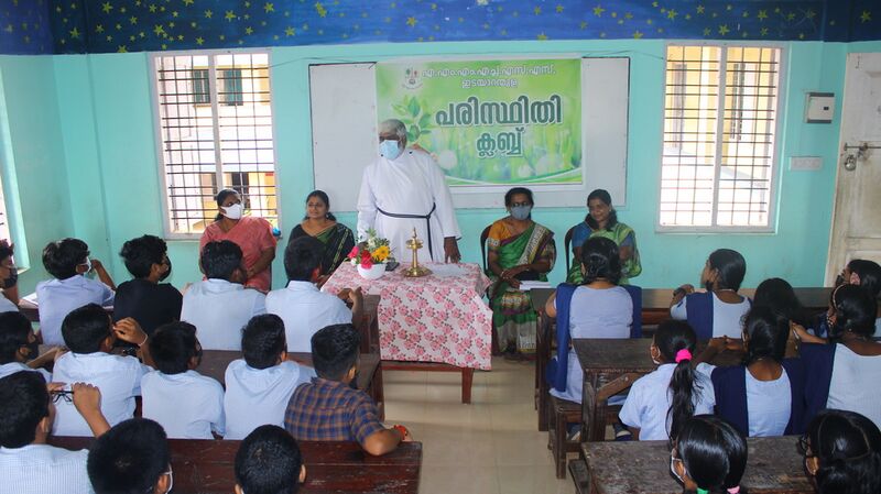 പ്രമാണം:37001 nature 2022 2.resized.JPG