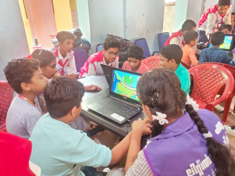 പ്രമാണം:41409 Linux tng4.jpg