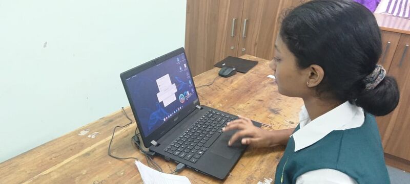 പ്രമാണം:43085-e election4.jpeg