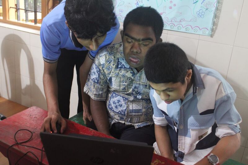 പ്രമാണം:Lk 12050 special.jpeg