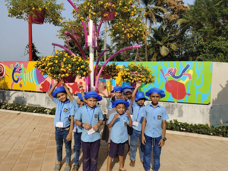 പ്രമാണം:P2037806 Study Tour.jpeg