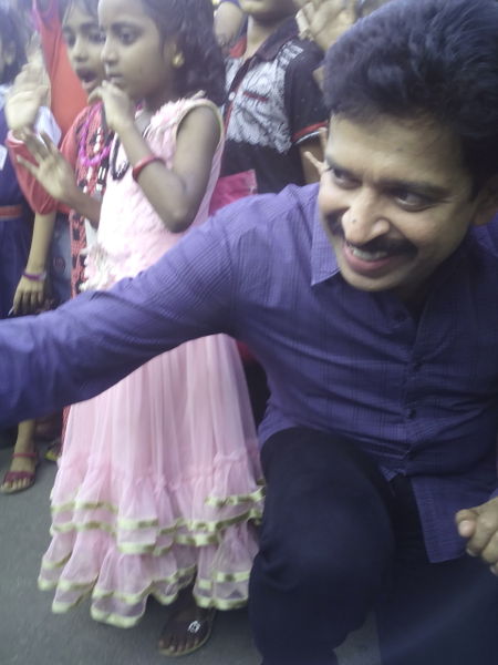 പ്രമാണം:School tour.jpg