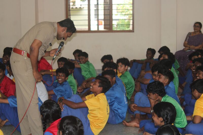 പ്രമാണം:Teensclub excise 35052 23 2.jpg