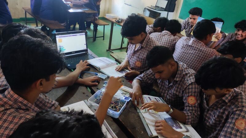 പ്രമാണം:18125 109.jpg