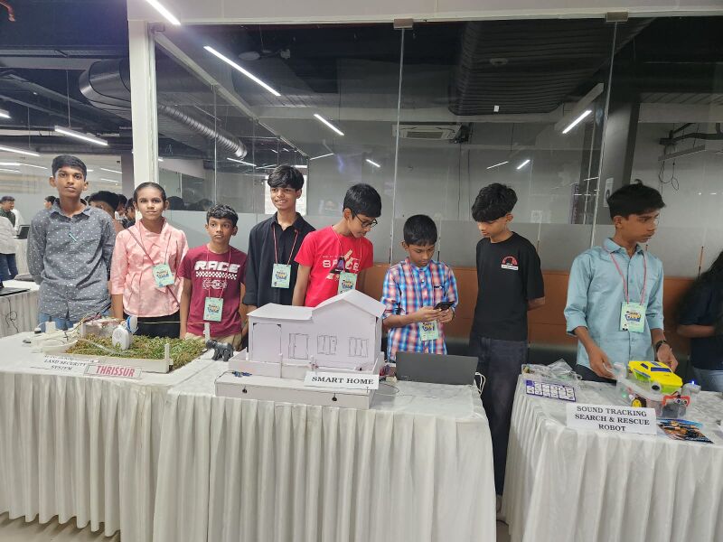 പ്രമാണം:23004statelevel lk candidate.jpg