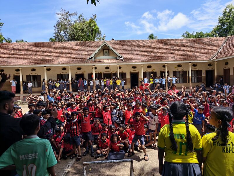 പ്രമാണം:26341-EKM-GOALS2026-KICK TIME.jpg