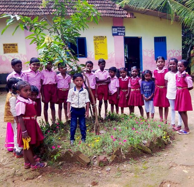 പ്രമാണം:37238 pic 1.jpg