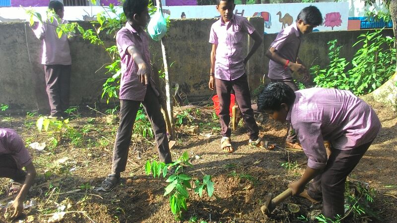 പ്രമാണം:44055 agri children.jpg