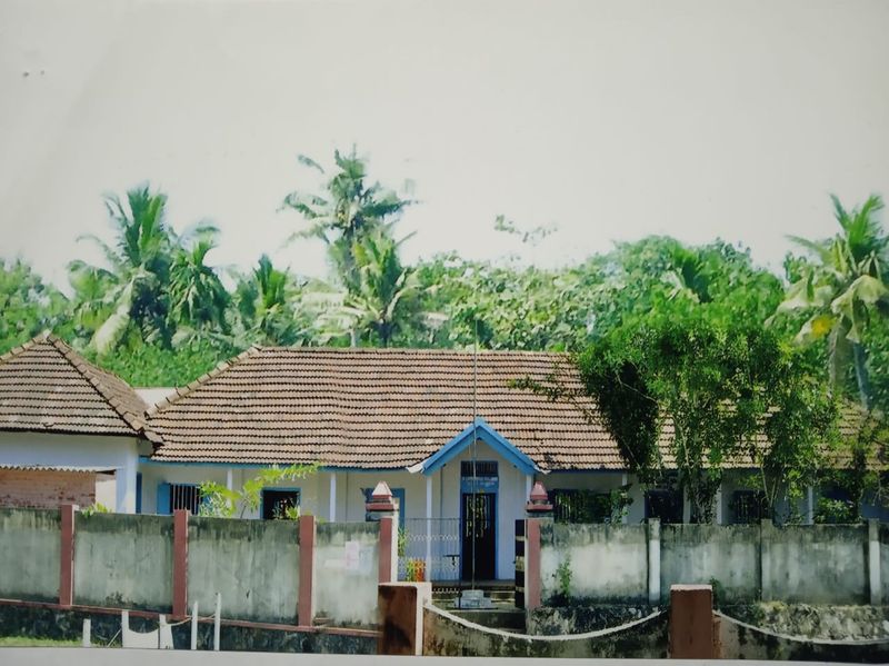 പ്രമാണം:CHENNITHALA UPS.jpg