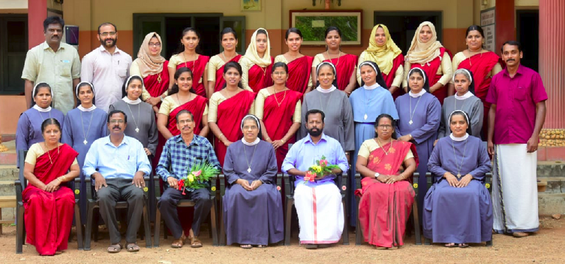 പ്രമാണം:Staff pic.png