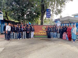 15016 LK IV VISIT.jpg