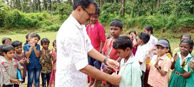 പ്രമാണം:15222kayika 24-25.jpg