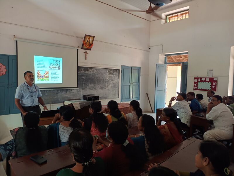 പ്രമാണം:24041 5.jpg