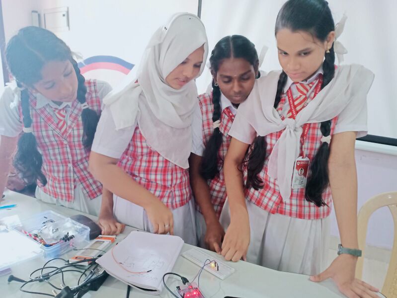 പ്രമാണം:41068 ardino1.jpeg