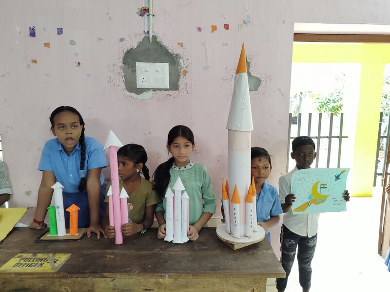 പ്രമാണം:43252 chandra 1.jpg