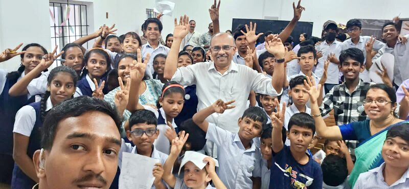 പ്രമാണം:43270 1.jpg