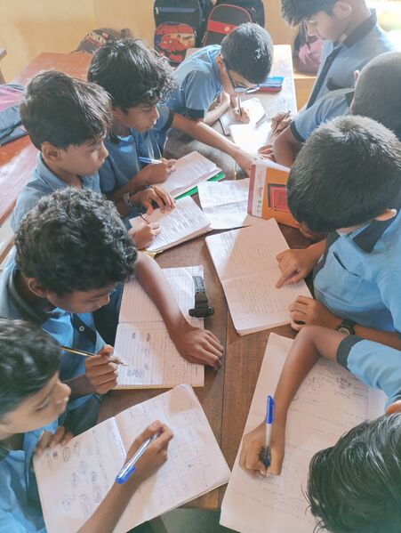 പ്രമാണം:48423 group work2.jpg