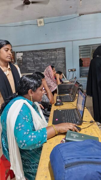 പ്രമാണം:Drcmlp-lk 8.jpg