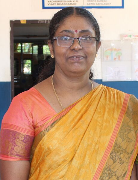 പ്രമാണം:Sheeba tchr.jpg