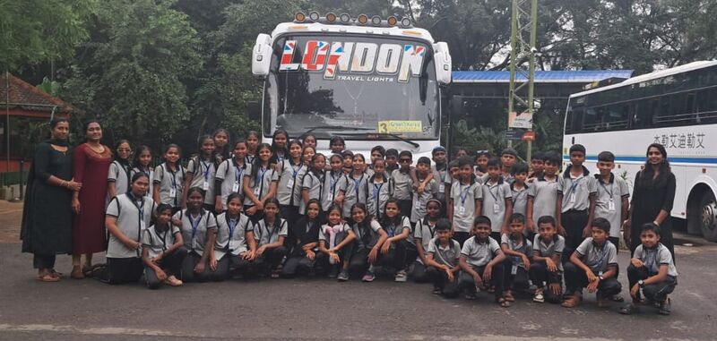 പ്രമാണം:പഠനയാത്ര 3.jpg