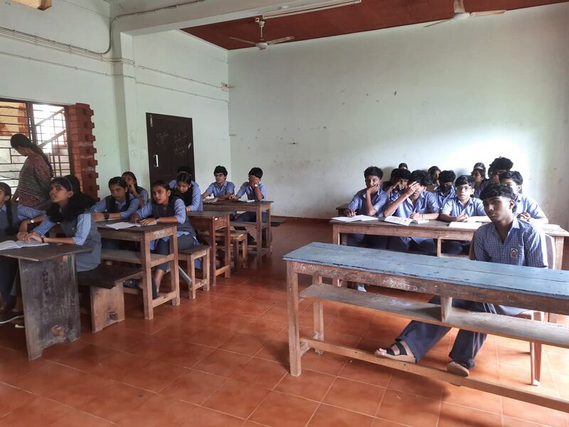 പ്രമാണം:14017 bhasheer 1.jpg