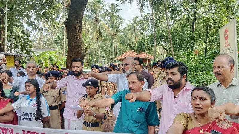 പ്രമാണം:14028 shi2.jpg