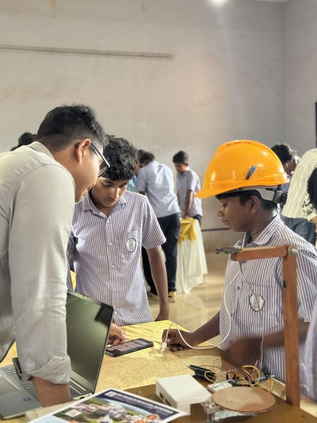 പ്രമാണം:19112lk robotic exhibition 2025-2.JPG