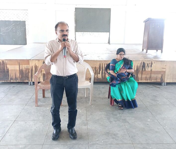 പ്രമാണം:21060 carrier guidence.jpg