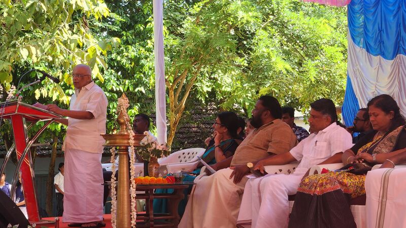 പ്രമാണം:21098 NEW BUILDING INAUGURATION-2.jpg