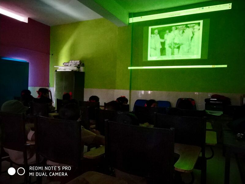 പ്രമാണം:25415 glps neeleeswaram.jpg