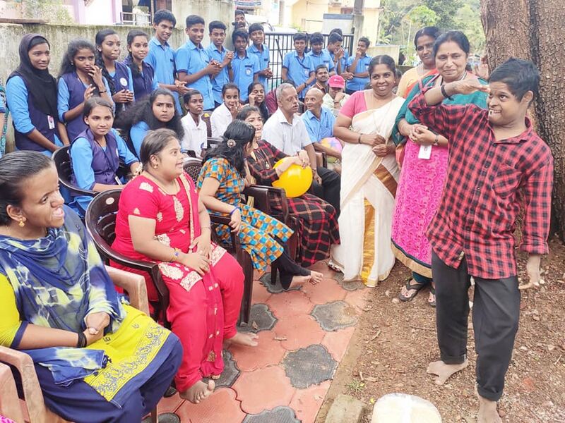 പ്രമാണം:42021 034521.jpg