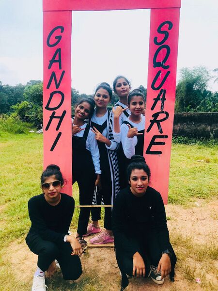 പ്രമാണം:48049 -english drama 1.jpeg