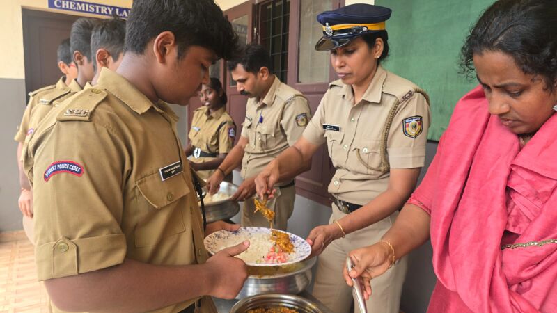 പ്രമാണം:58a.jpg