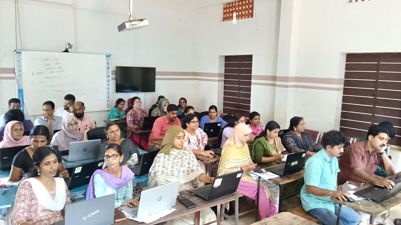 പ്രമാണം:LP TB Training Balussery 1.jpg