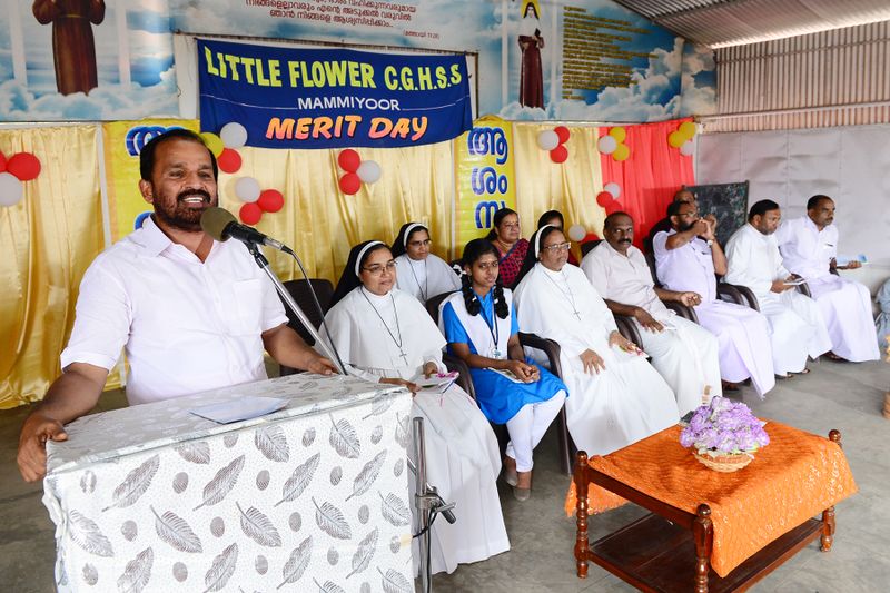 പ്രമാണം:MERIT DAY INAUGURATION 3.jpg