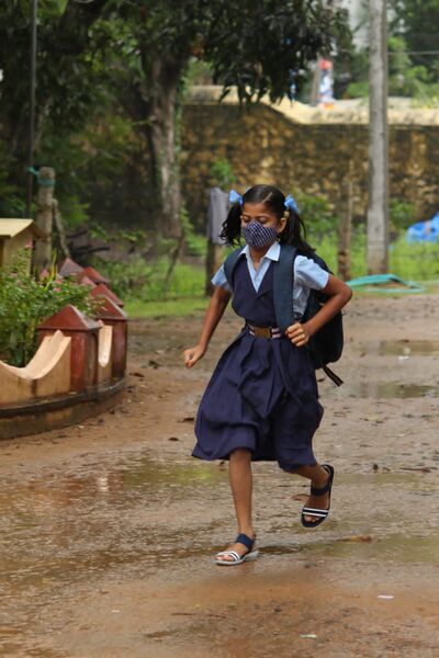 പ്രമാണം:T8 43065.jpeg