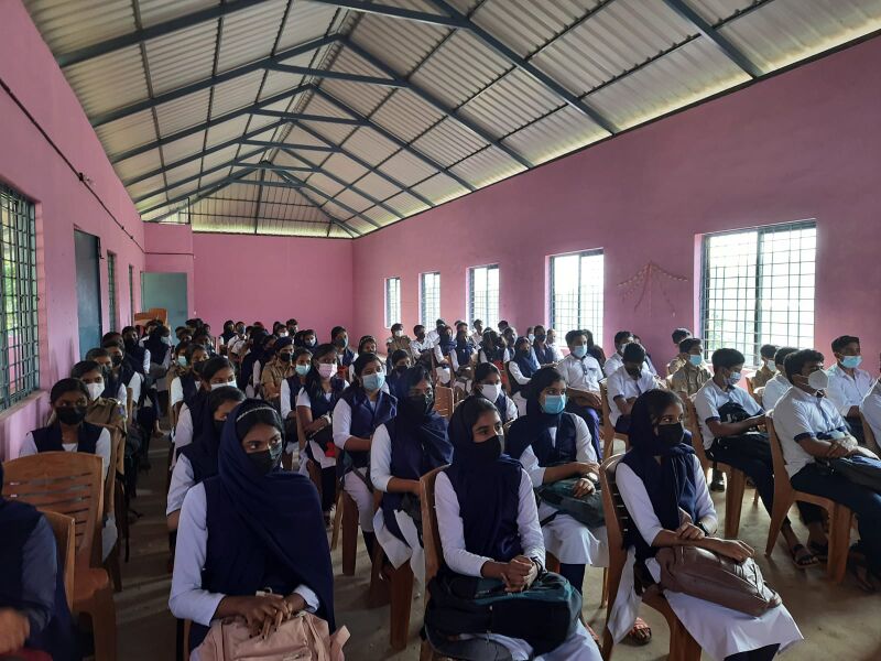 പ്രമാണം:15016 882.jpeg