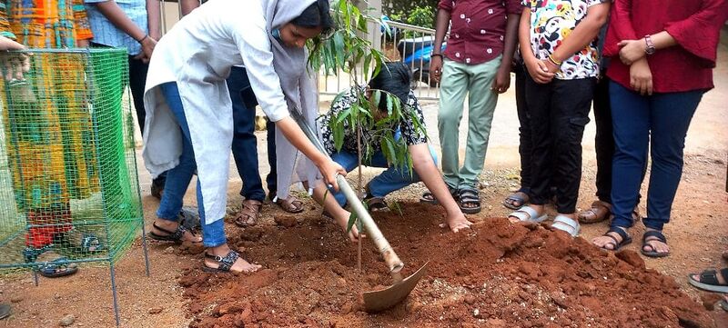 പ്രമാണം:20002 paristhidi2022 5.jpg