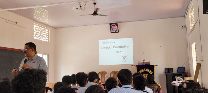 പ്രമാണം:34046 li3.jpg