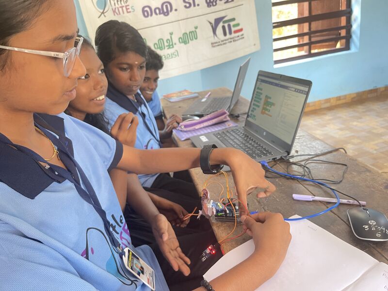 പ്രമാണം:38098 CAMP2.jpg