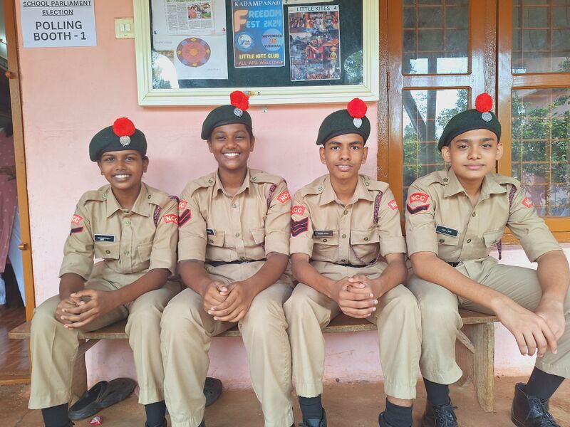 പ്രമാണം:38102- election 25p6.jpg