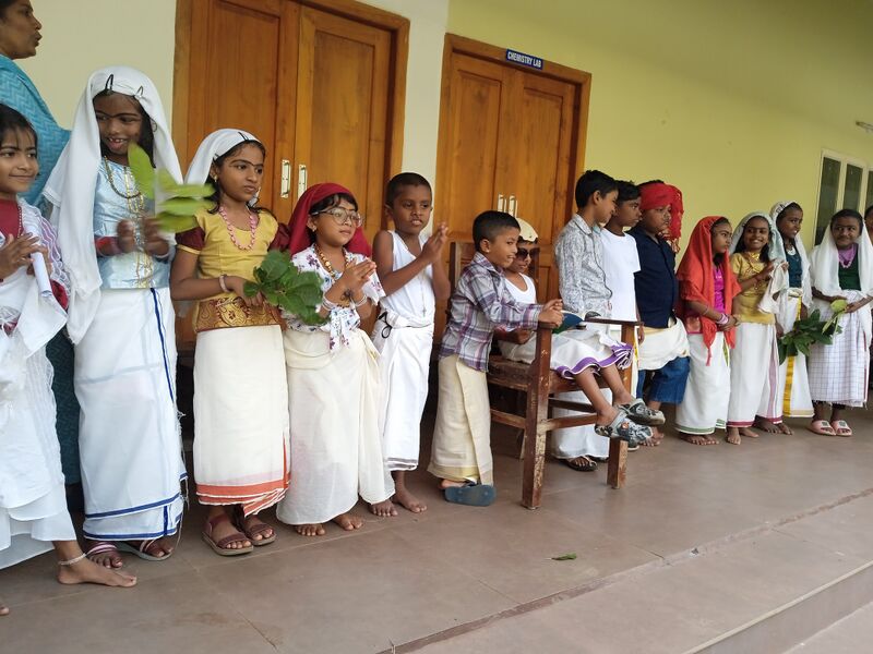 പ്രമാണം:46069 Basheerday 1.resized.jpg