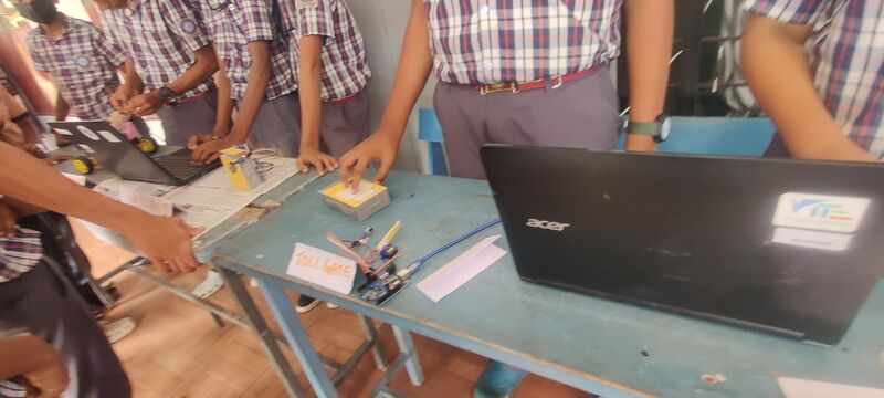 പ്രമാണം:15051 toll gate2.jpg