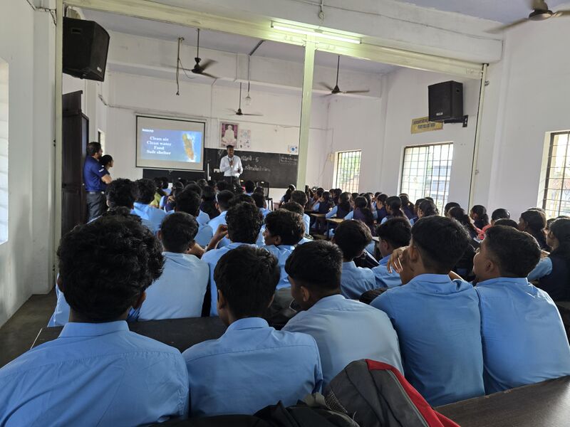 പ്രമാണം:25068 paristhithidinam2025 awareness class.jpg