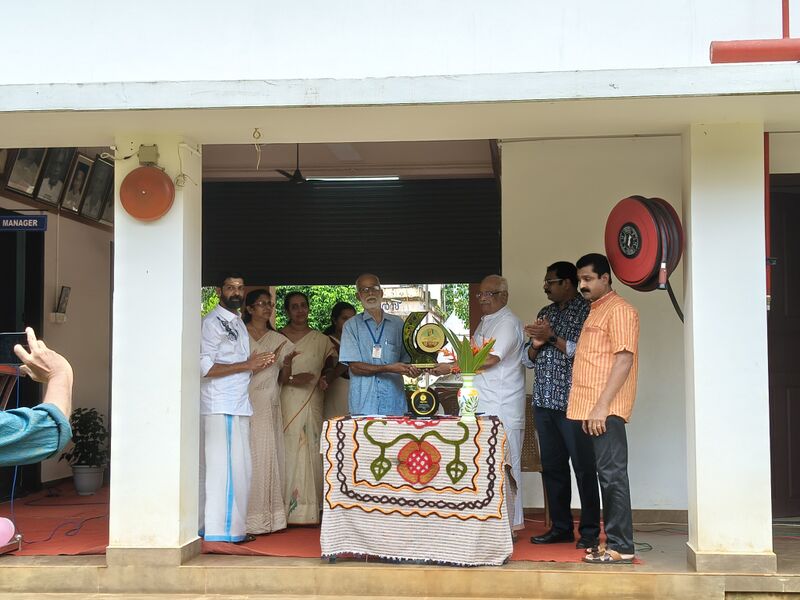 പ്രമാണം:27036 pkd vidya2.jpg