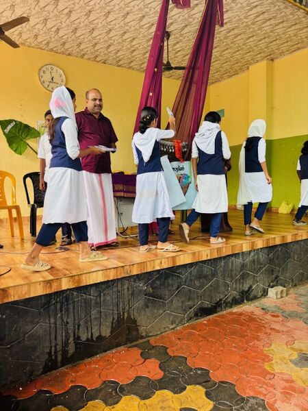 പ്രമാണം:34044GHSM Pusthakathottil-2-2025.jpg