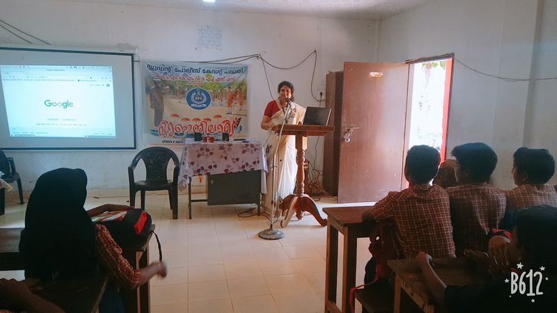 പ്രമാണം:42002-camp class-1.jpg