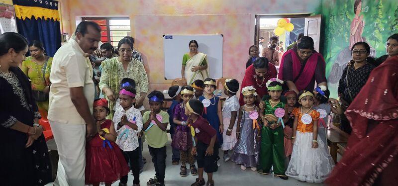 പ്രമാണം:42653 school opening4.jpeg
